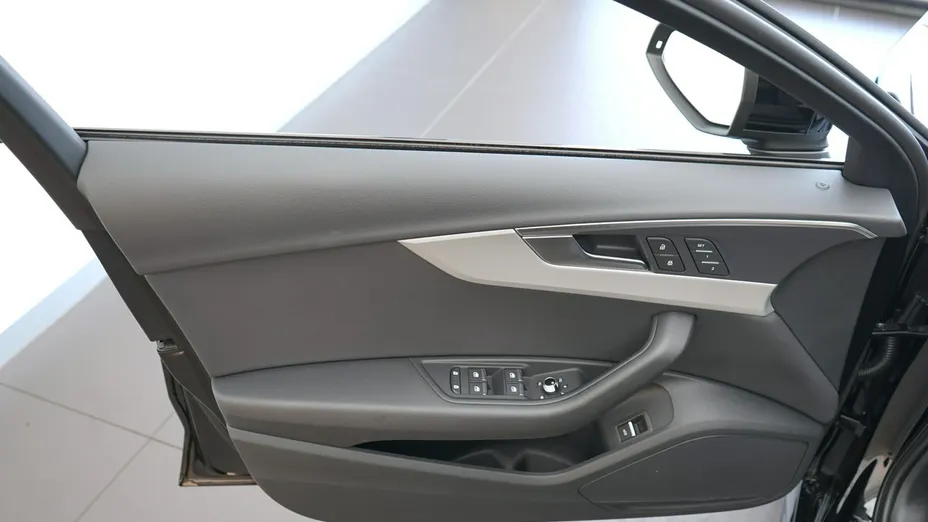 AUDI A4 Avant -