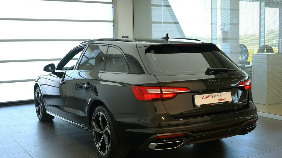 AUDI A4 Avant -