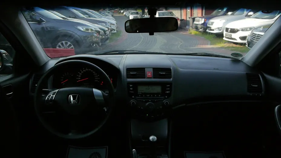 HONDA Accord -