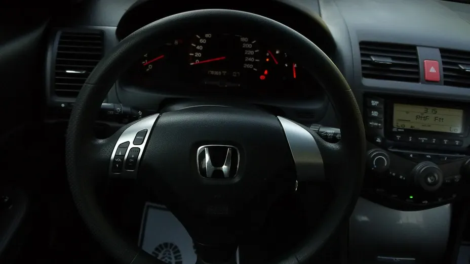 HONDA Accord -