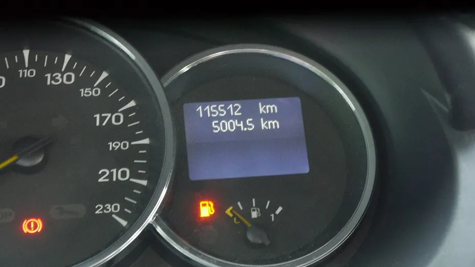 RENAULT Fluence -