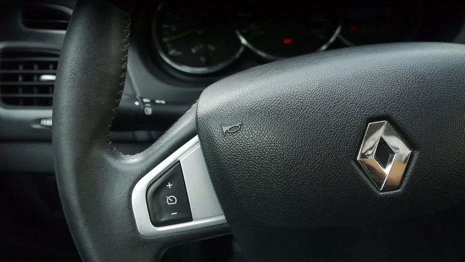RENAULT Fluence -