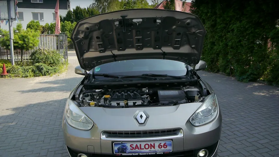 RENAULT Fluence -