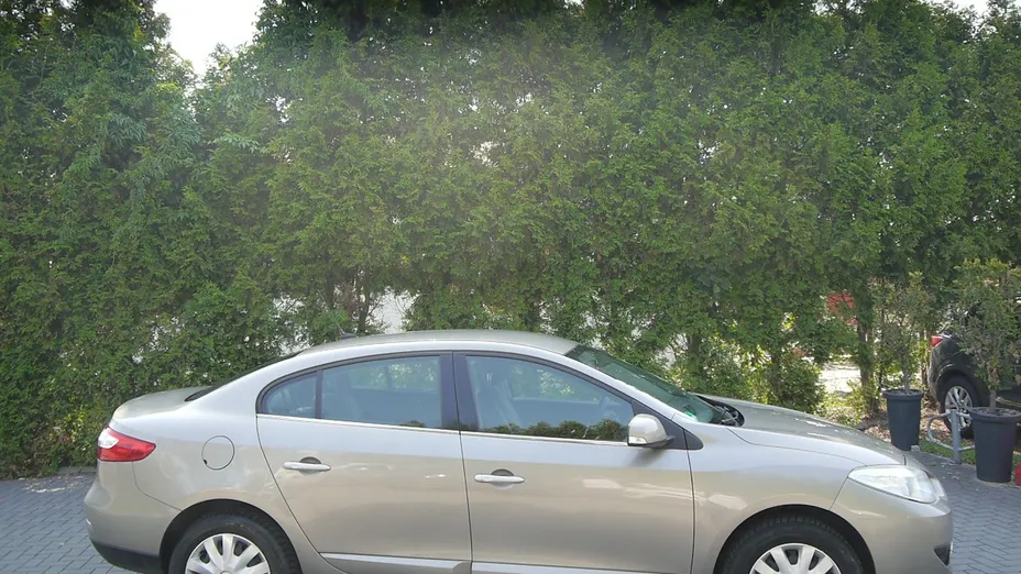 RENAULT Fluence -