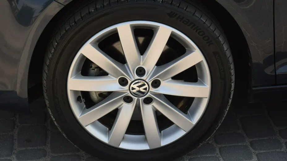 VOLKSWAGEN Golf Plus -