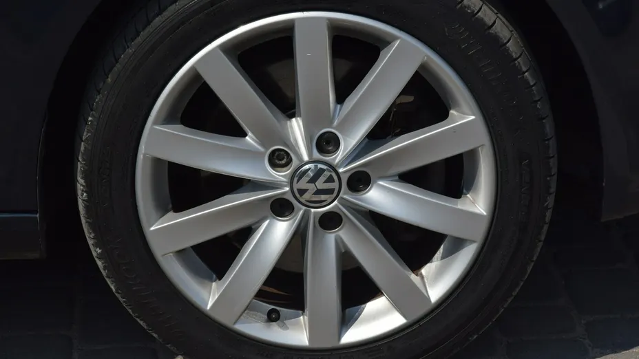 VOLKSWAGEN Golf Plus -