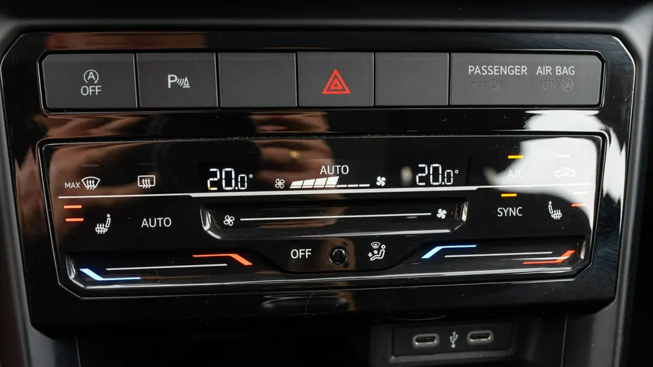 VOLKSWAGEN T-Cross -