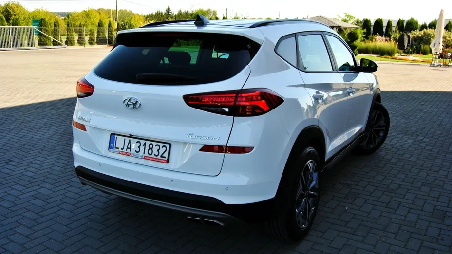HYUNDAI Tucson -