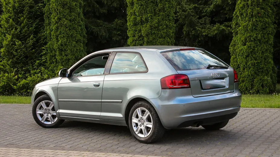 AUDI A3 -