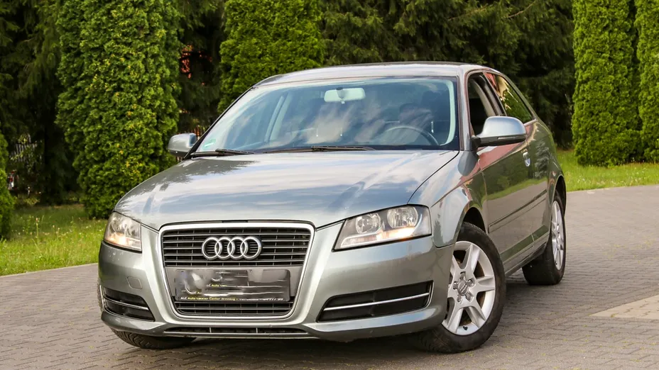 AUDI A3 -