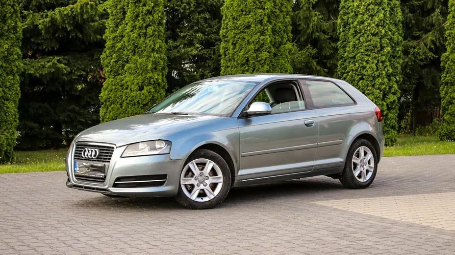 AUDI A3 -