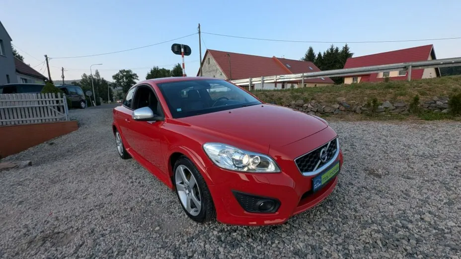 VOLVO C30 -