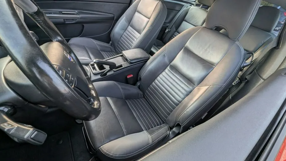 VOLVO C30 -