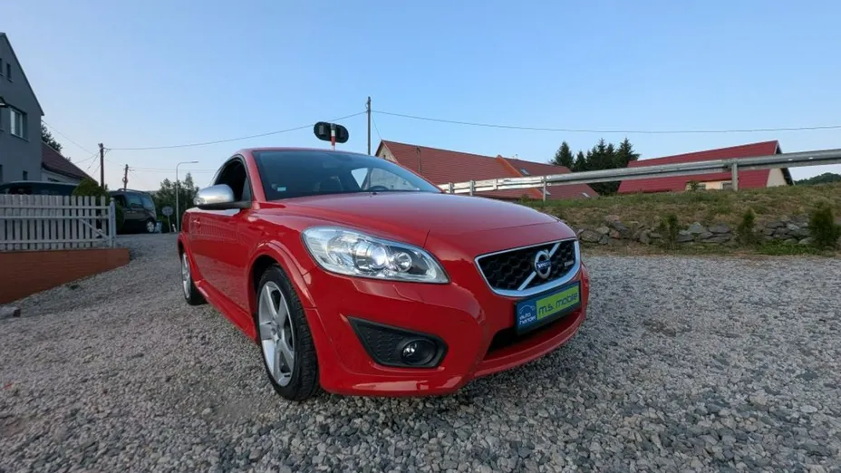 VOLVO C30 -
