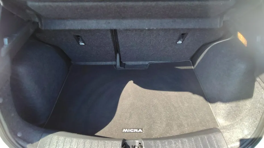NISSAN Micra -