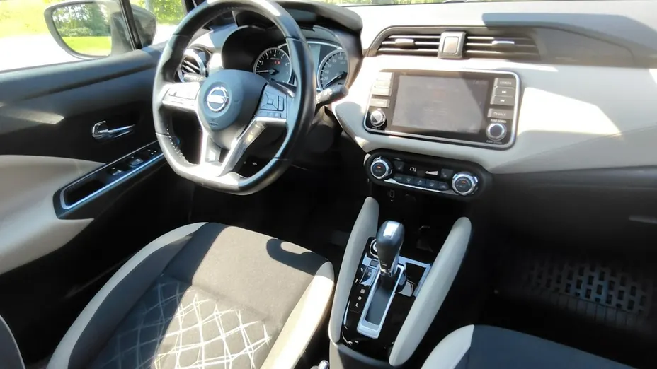 NISSAN Micra -