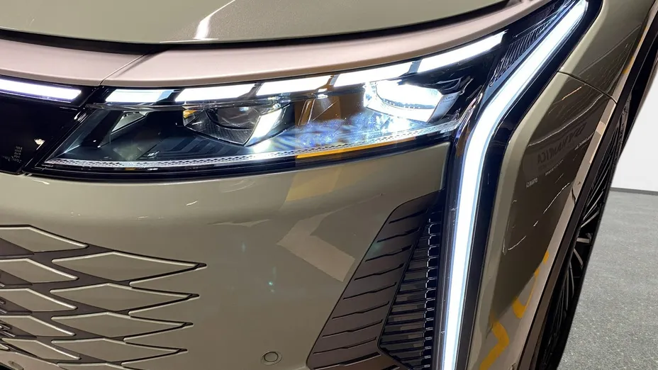 OMODA Omoda 9 -