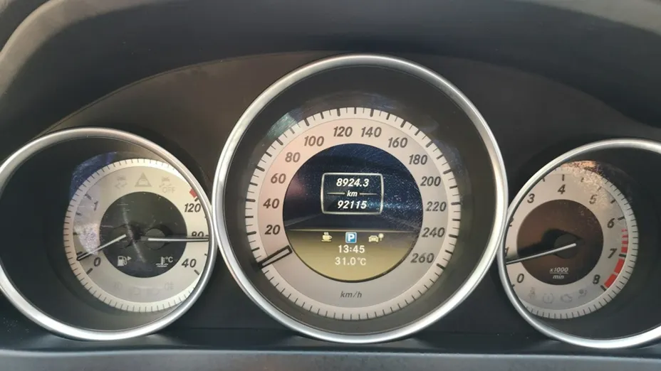 MERCEDES-BENZ C Klasa -