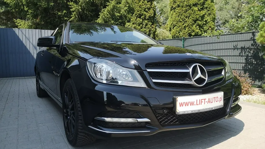 MERCEDES-BENZ C Klasa -