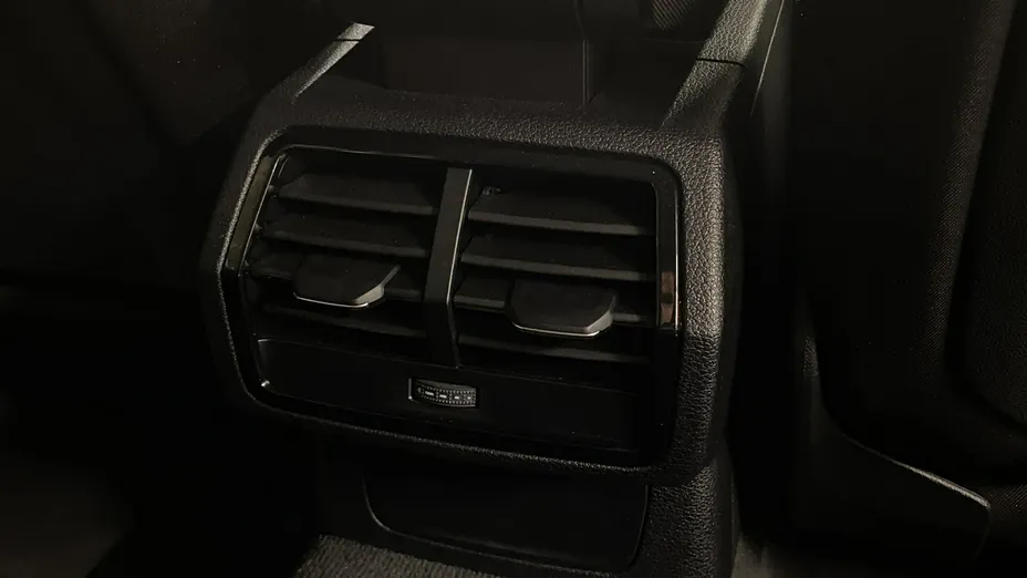 AUDI Q3 -