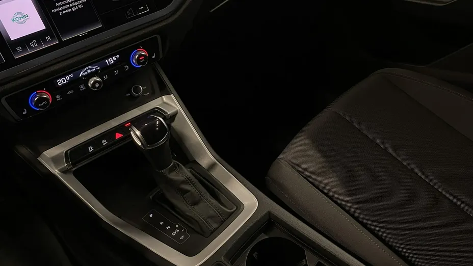 AUDI Q3 -