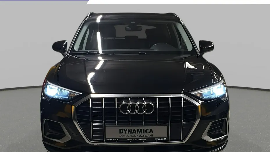 AUDI Q3 -
