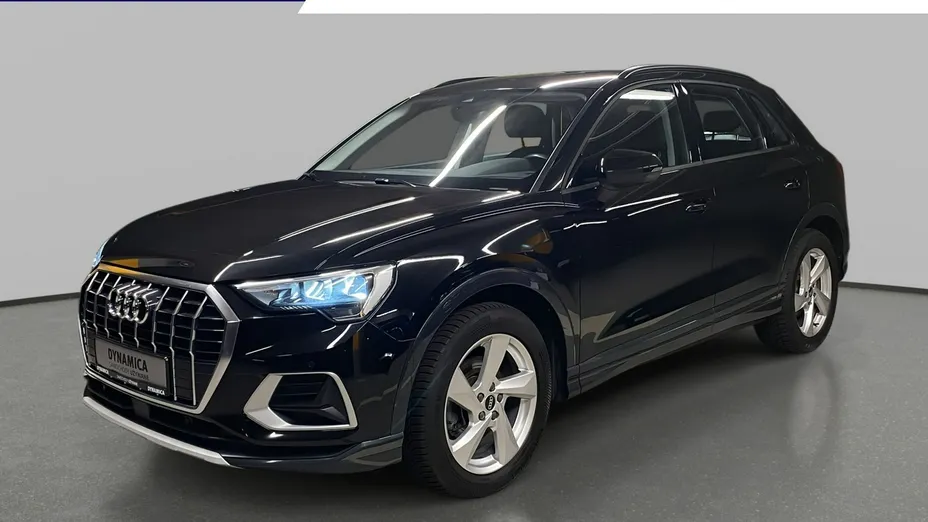 AUDI Q3 -