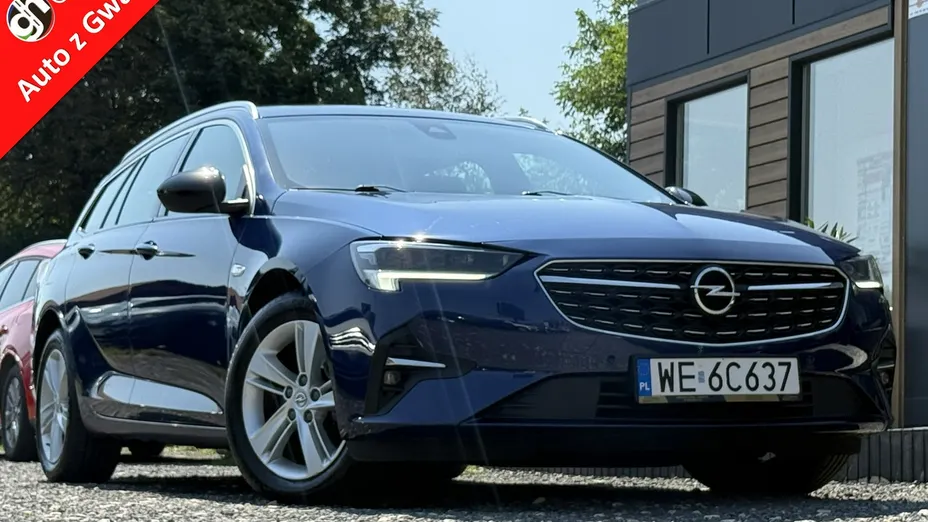 OPEL Insignia -