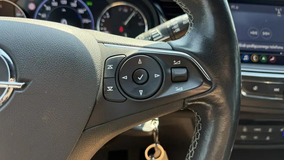 OPEL Insignia -
