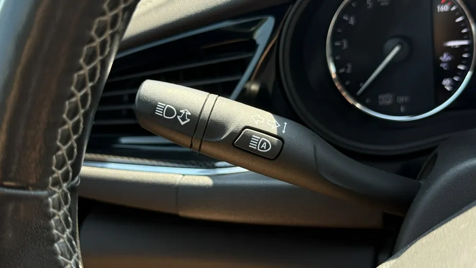 OPEL Insignia -