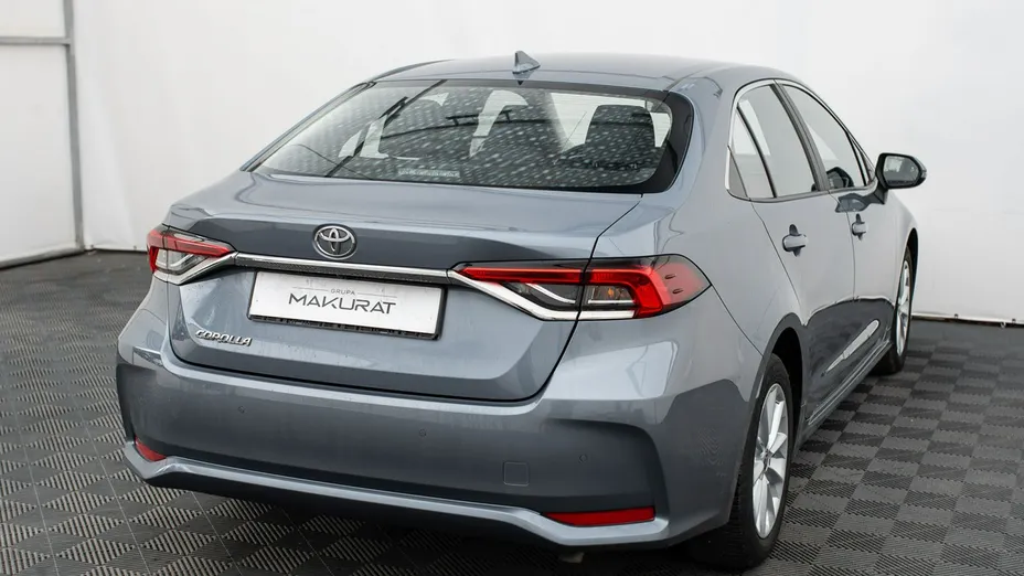 TOYOTA Corolla -