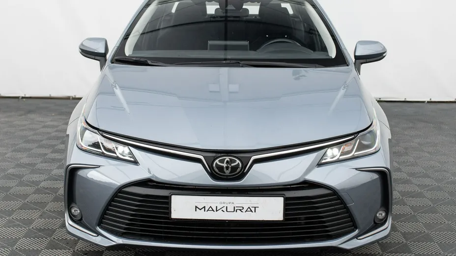 TOYOTA Corolla -