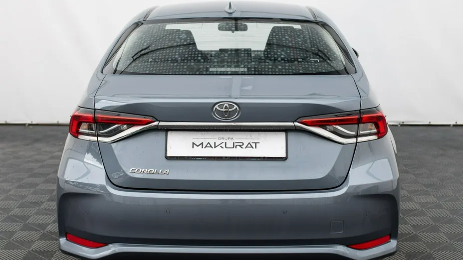TOYOTA Corolla -
