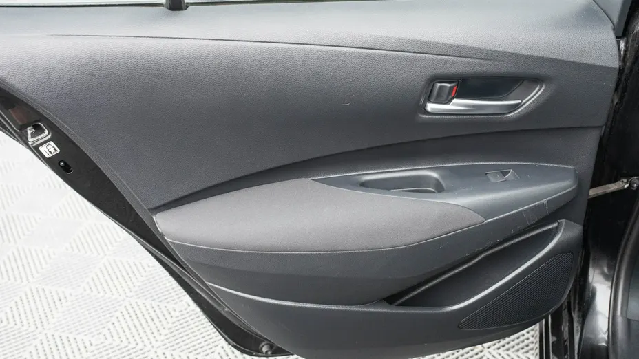 TOYOTA Corolla -