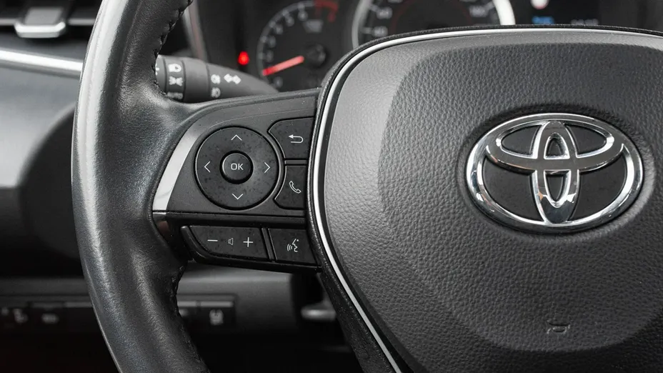 TOYOTA Corolla -