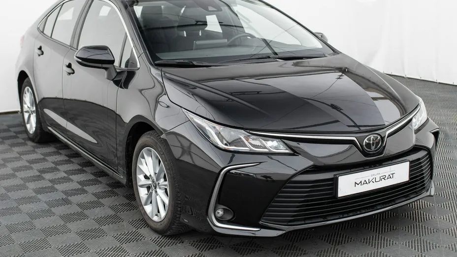 TOYOTA Corolla -
