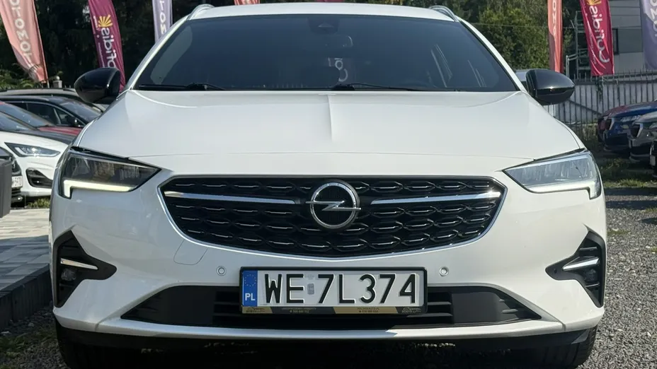 OPEL Insignia -