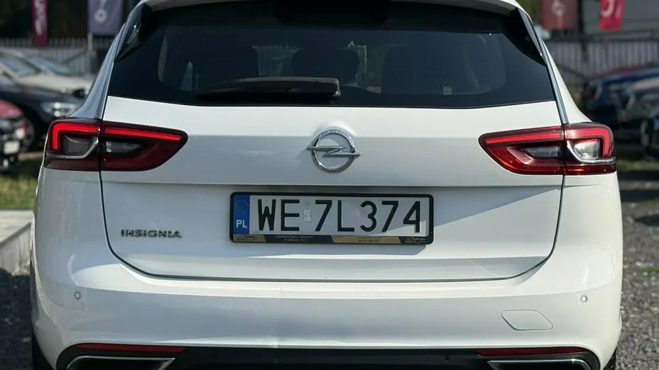 OPEL Insignia -