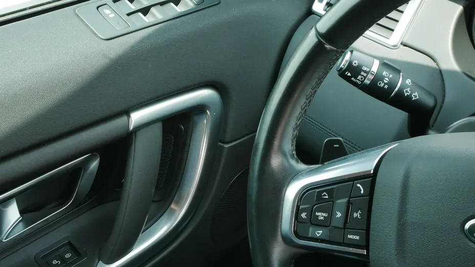 LAND ROVER Discovery Sport -