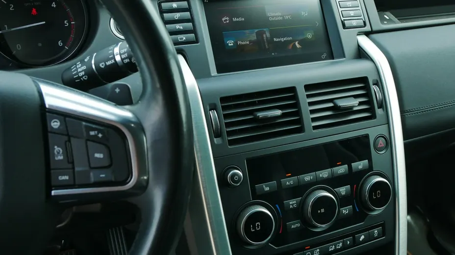 LAND ROVER Discovery Sport -