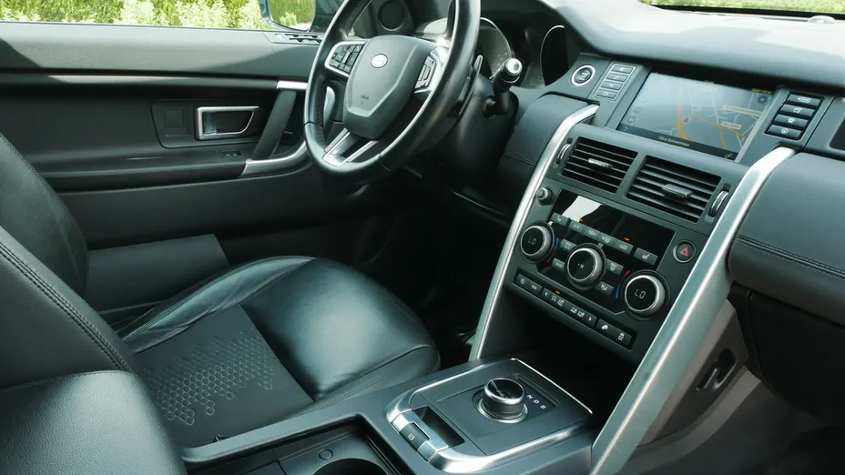 LAND ROVER Discovery Sport -