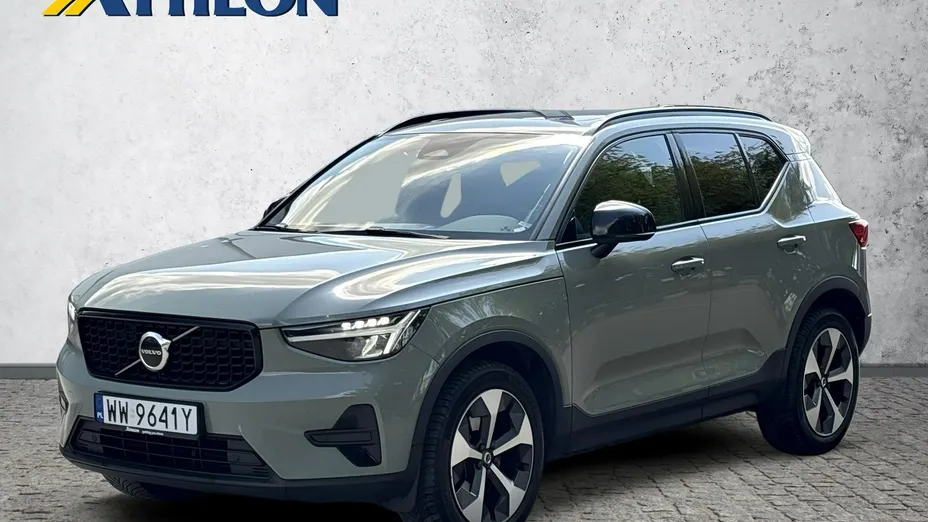 VOLVO XC40 -