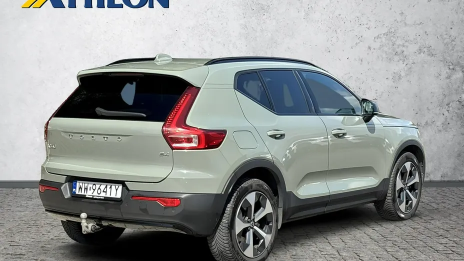 VOLVO XC40 -