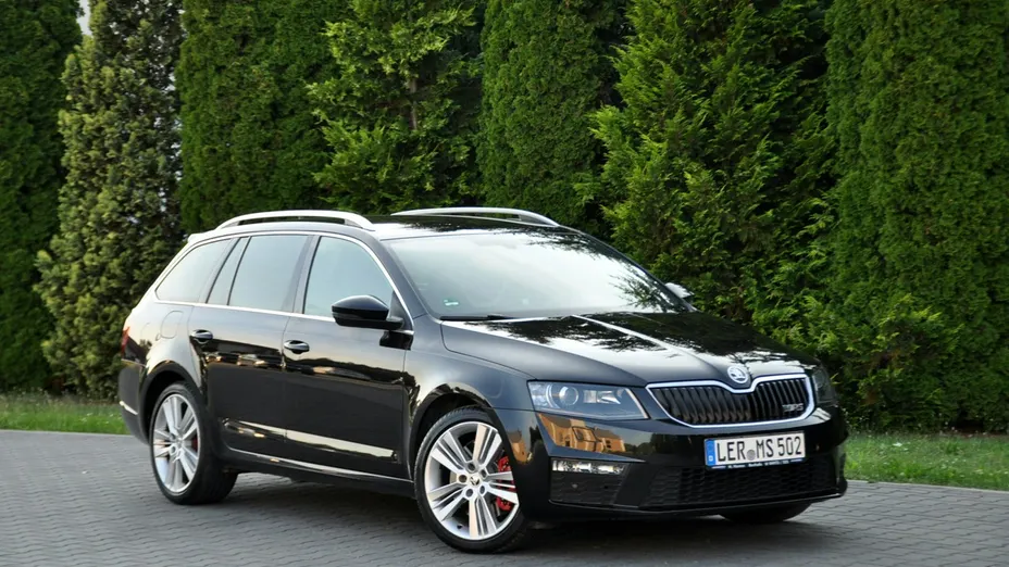 SKODA Octavia -