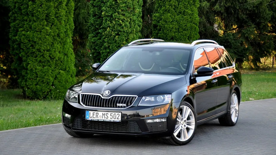 SKODA Octavia -