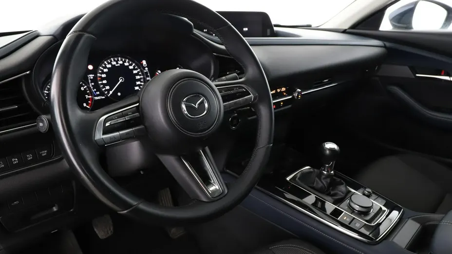 MAZDA CX-30 -