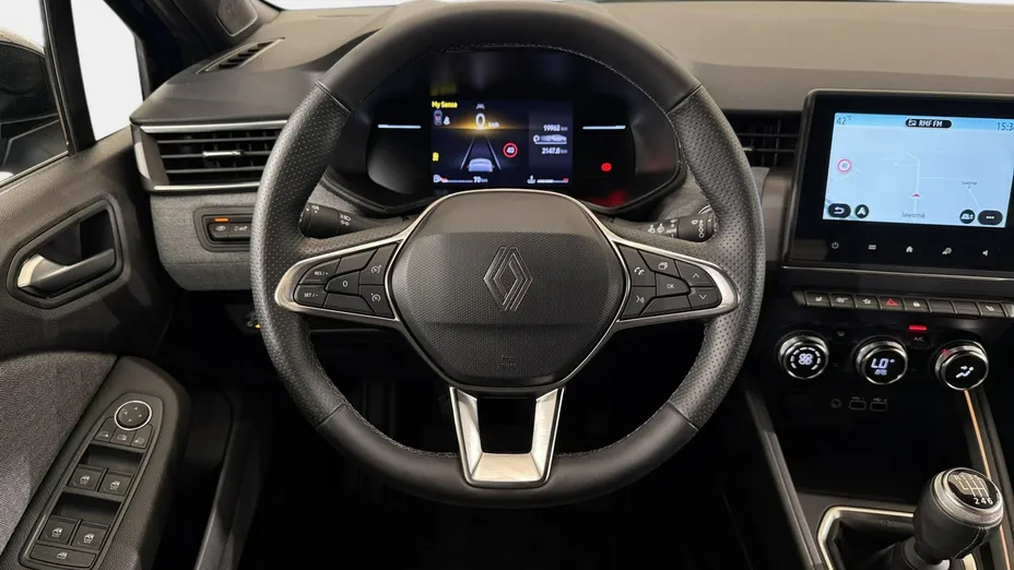 RENAULT Clio -