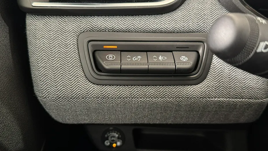 RENAULT Clio -