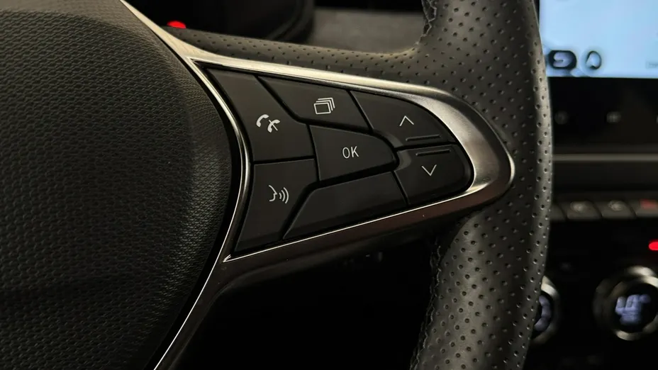 RENAULT Clio -