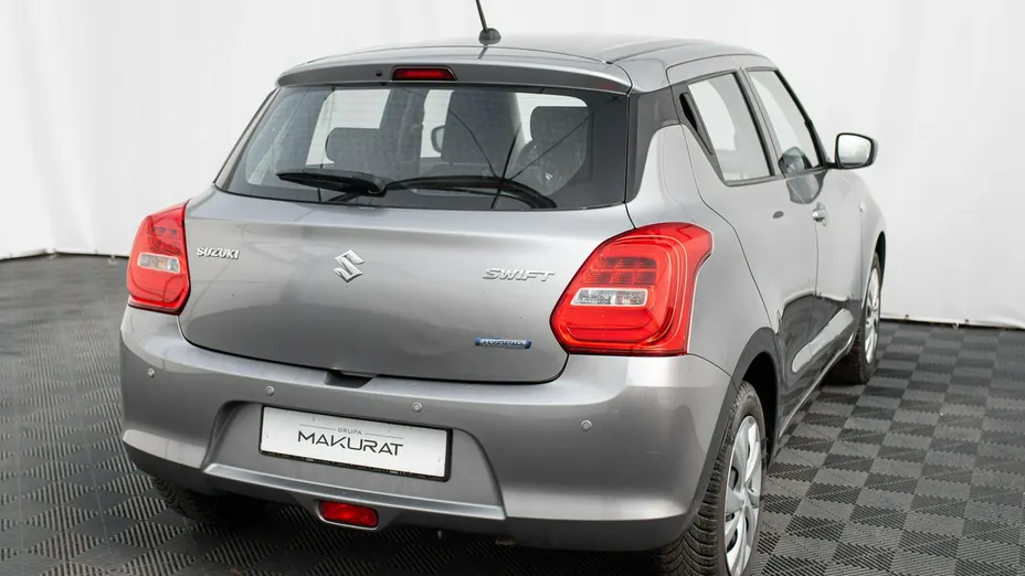 SUZUKI Swift -